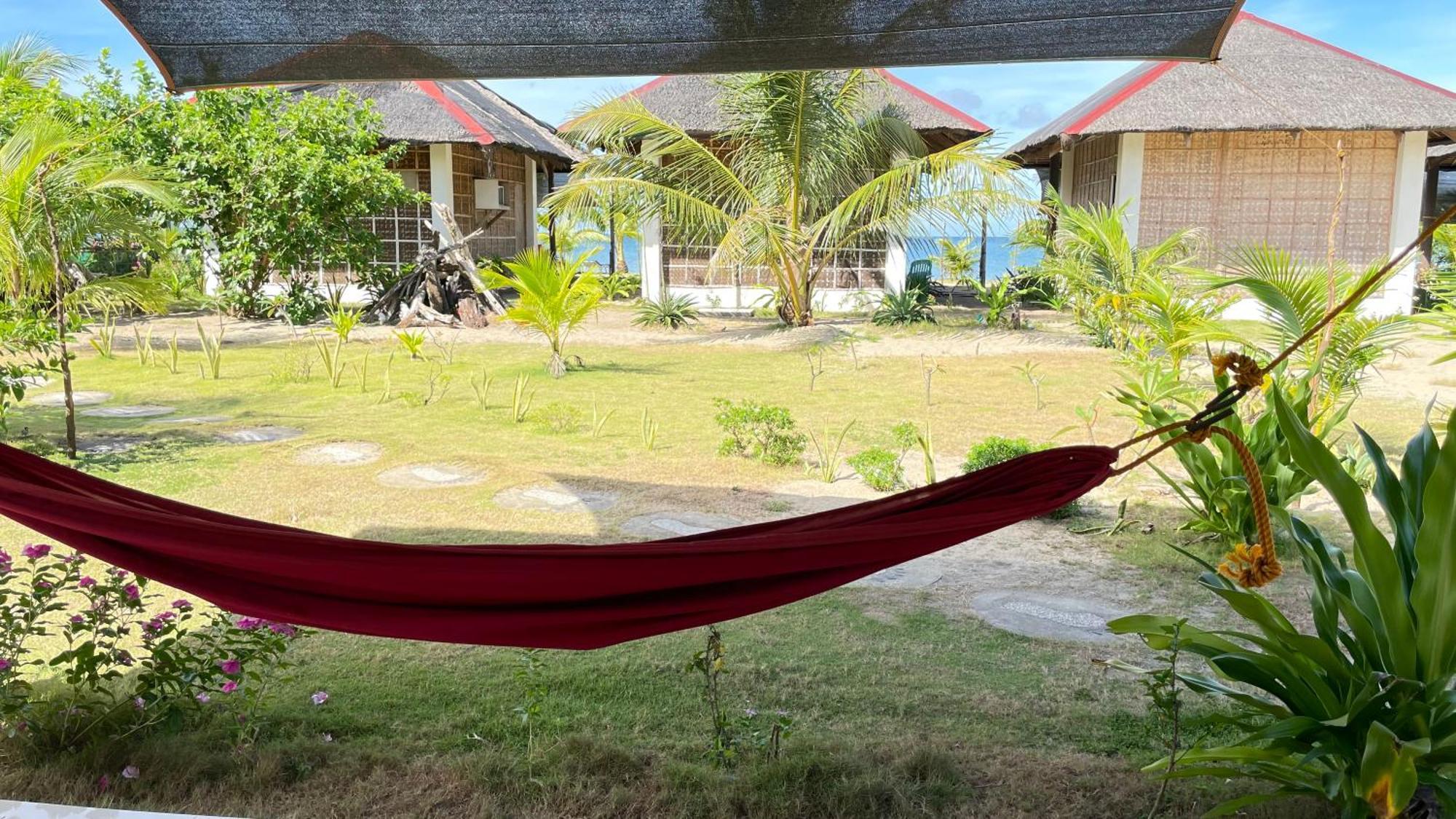 Footprints Beach Resort Agpudlos Екстериор снимка
