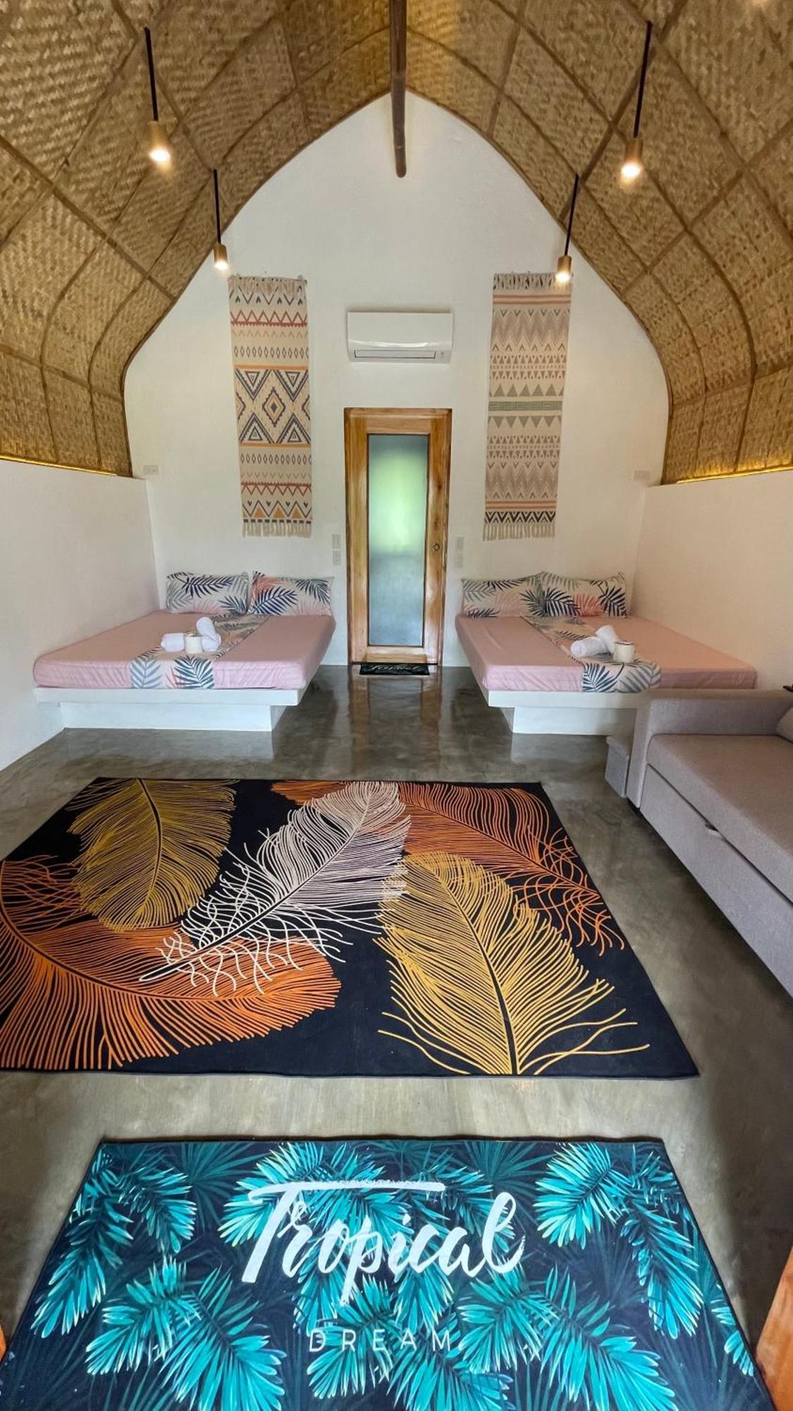 Footprints Beach Resort Agpudlos Екстериор снимка