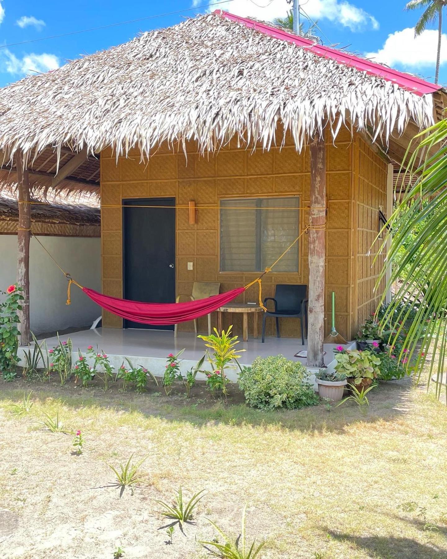 Footprints Beach Resort Agpudlos Екстериор снимка